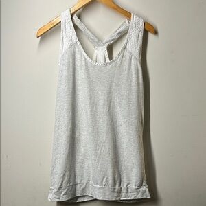 Lululemon Go With the Flow Tank | Heathered Grey and White | Size 6